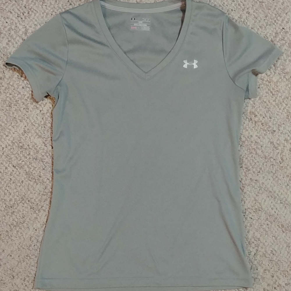 152 Under Armor shirt